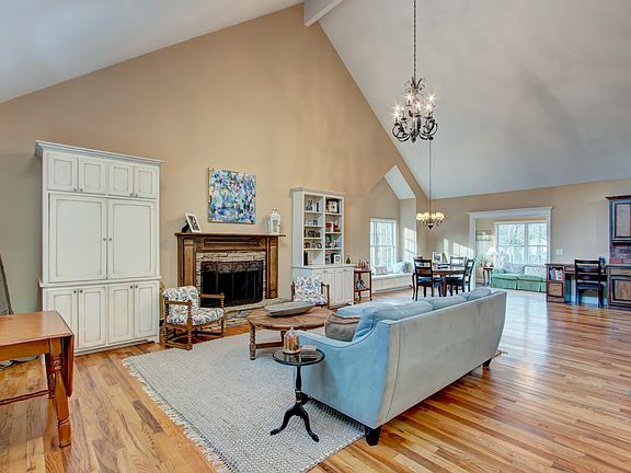 5th image of 1408 Woodland Cir