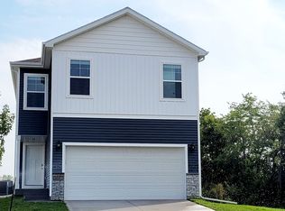 2698 SE Creekhill Way, West Des Moines, IA 50265