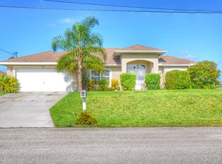 618 NE 3rd Ave, Cape Coral, FL 33909