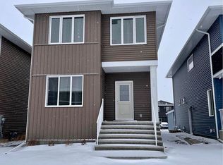 212 Chelsea Mnr, Chestermere, AB T1X2P5