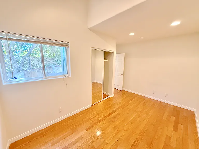 1306 Electric Ave — Photo 7