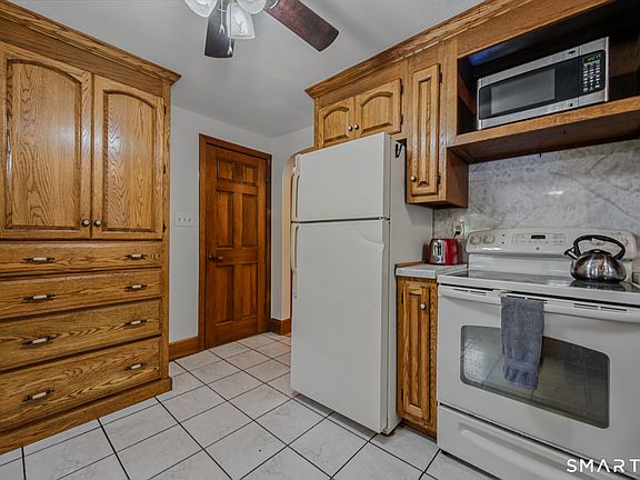 5th image of 75 Mullen Hill Road