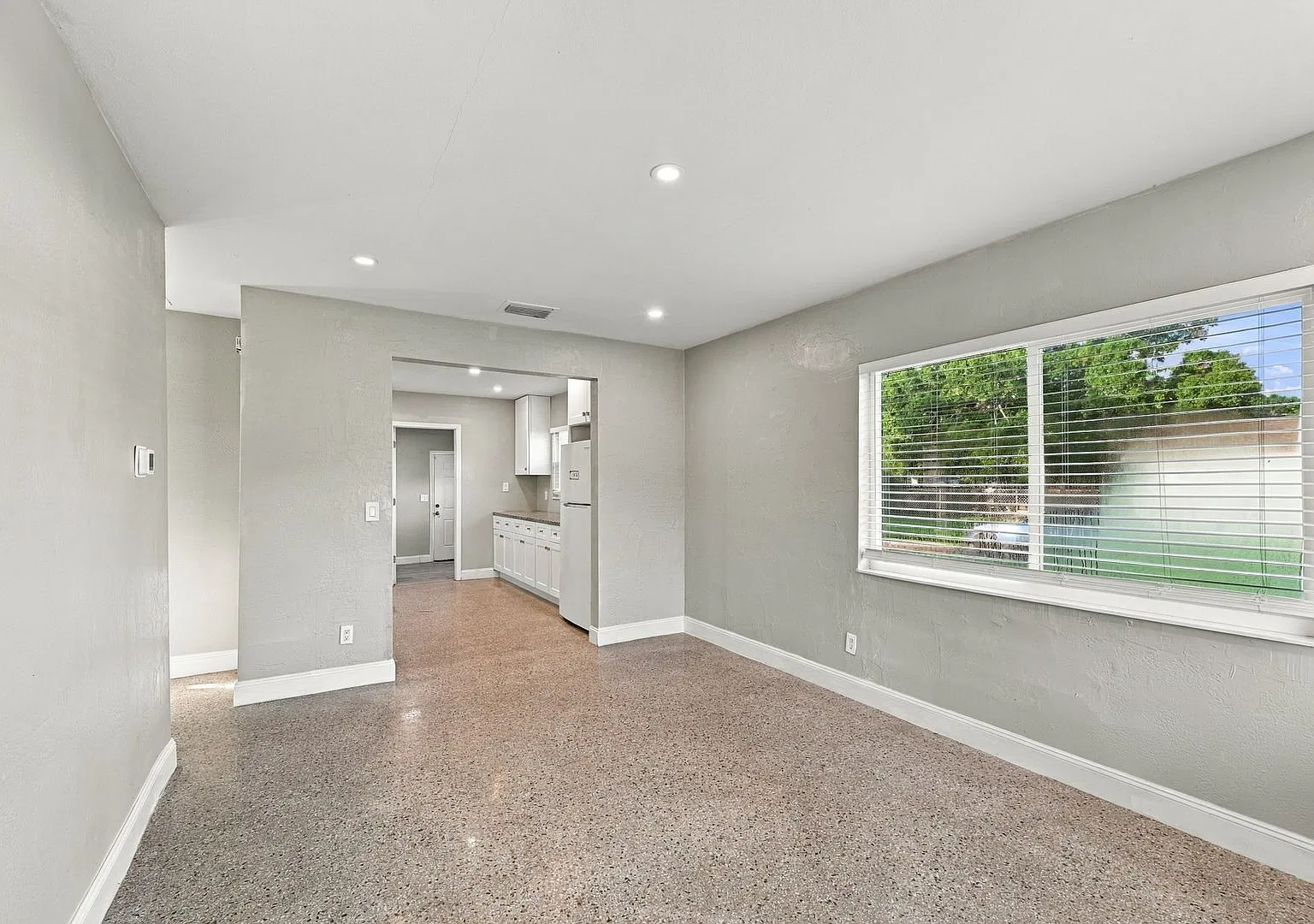 Fantastic 3BR/1Bath Home Available Now with Carport! — Photo 4
