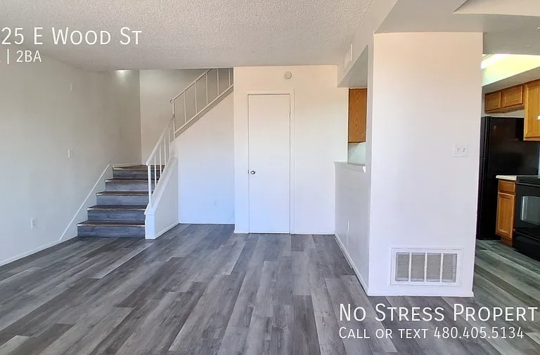 4425 E Wood St — Photo 8