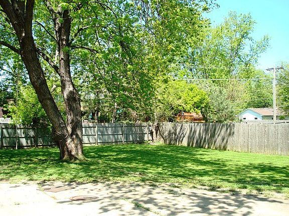 5th image of 12064 W Bonnie Brook Ln