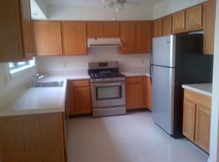 8327 Southern Oaks Ct, Lorton, VA 22079