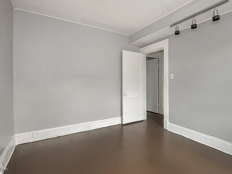 11515 Hopkins Ave #2 — Photo 5