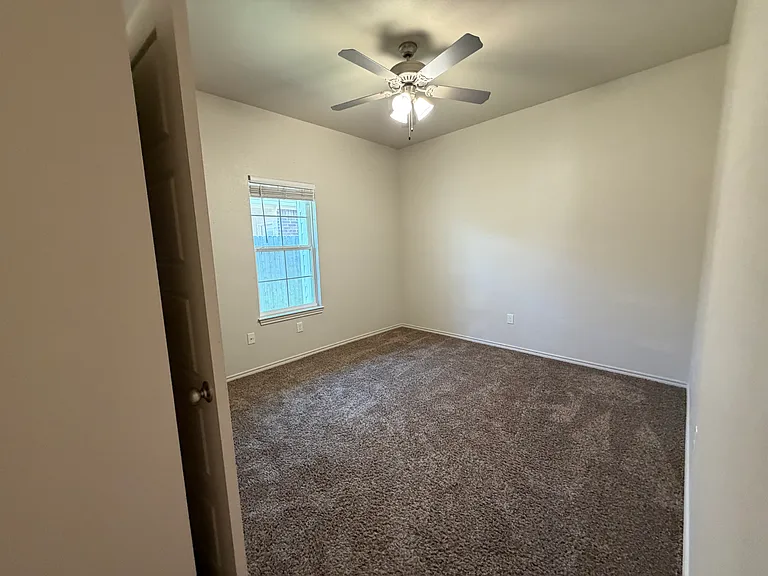11626 Evanston Ave — Photo 12