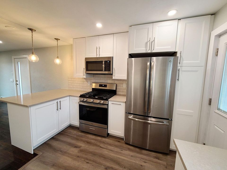 New kitchen with tons of storage!