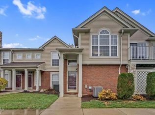 52212 Naugatuck Dr, Macomb, MI