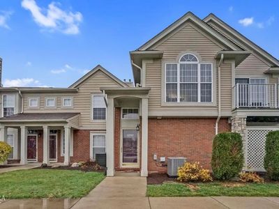 52212 Naugatuck Dr, Macomb, MI, 48042
