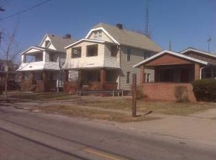 915 London Rd, Cleveland, OH 44110