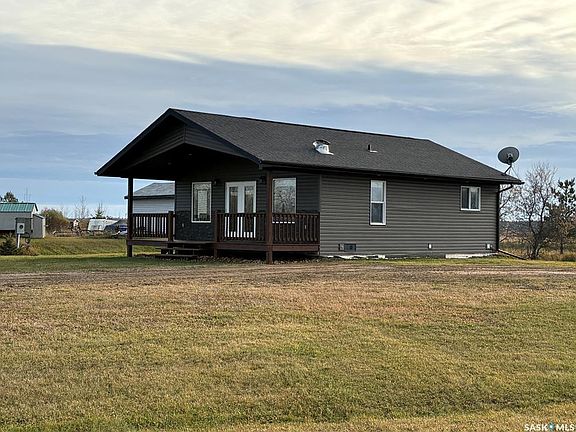 3rd image of 13 Stone Ridge PLACE