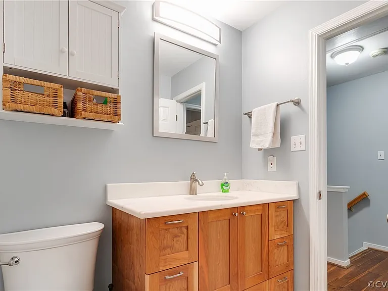 Full bathroom upstairs