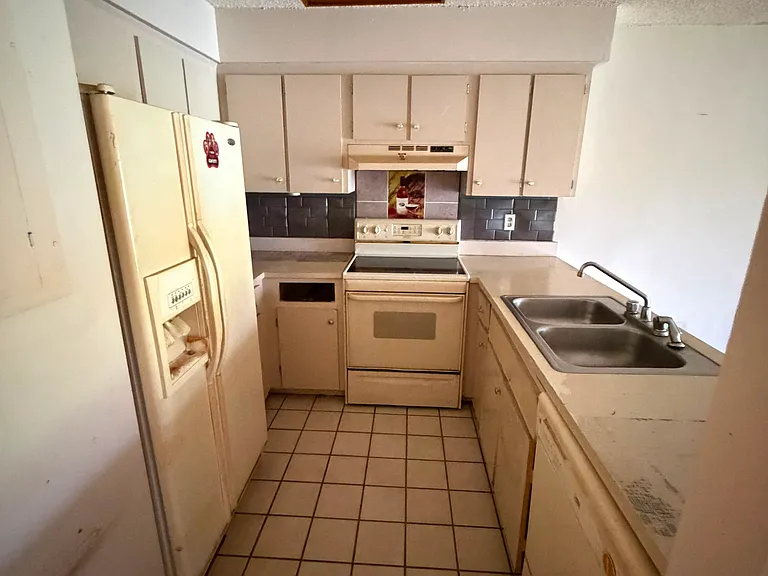 6088 Topher Trl — Photo 2