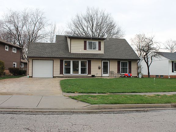 3rd image of 3381 Pendleton St