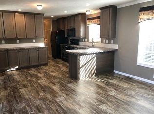 37 Foxcroft Way, Lawrenceville, GA 30044