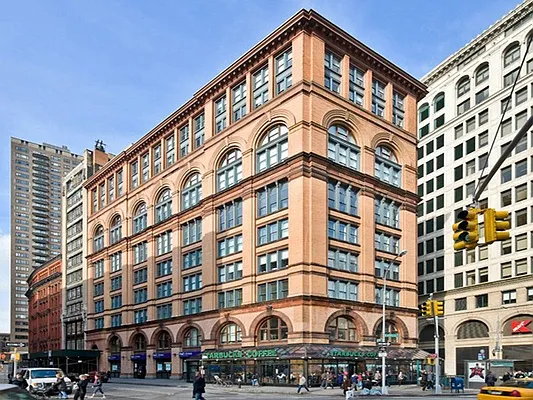 Rented by Sotheby's International Realty | media 41