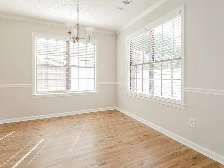 7896 Jills Creek Dr — Photo 7