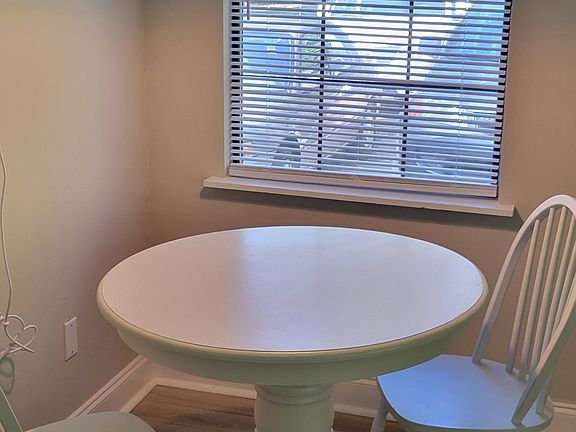 Peaceful breakfast nook for your morning coffee or afternoon tea!