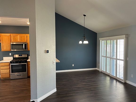 5th image of 1330 Alderwood Ln