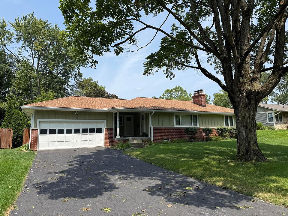 1st image of 2106 Springhill Dr