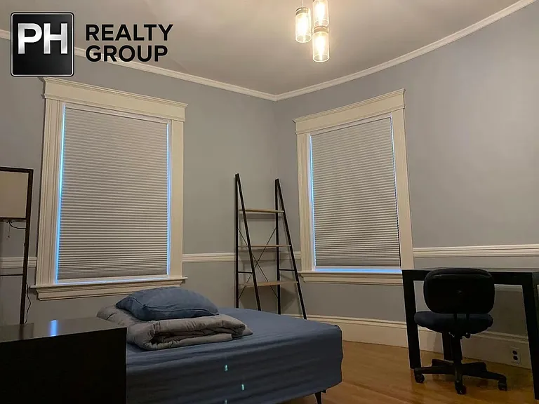 161 Walnut St #1 — Photo 28
