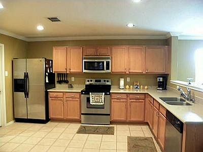 1st image of 1312 Lamar Ln