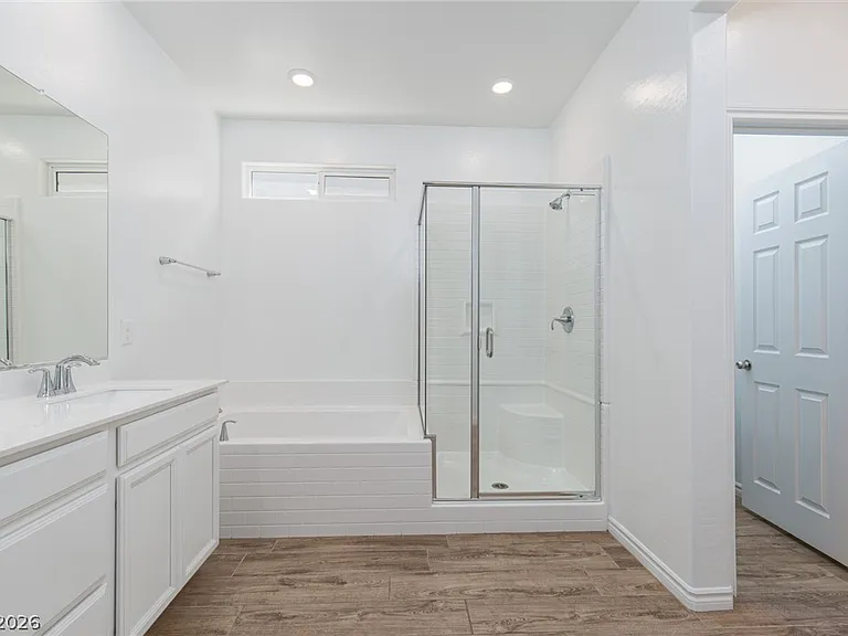 1639 Dire Wolf Ave — Photo 32