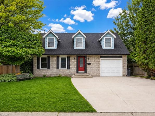 80 Hubert St, Cambridge, ON N3C 3T6