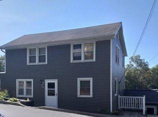 22 White St, Highland, NY 12528