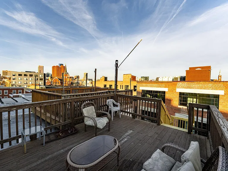 1119 Race St — Photo 18