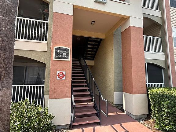 2nd image of 1920 Summer Club Dr APT 214