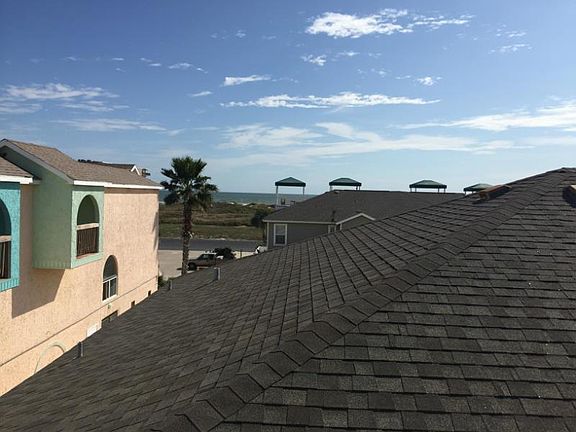 5th image of 14901 Windward Dr APT 604