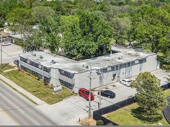 3rd image of 109 S 9th St APT 203
