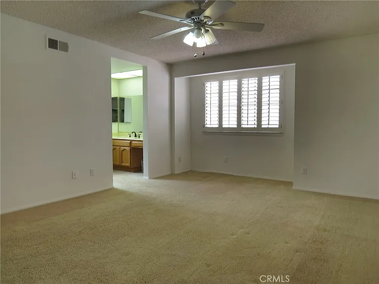 19424 Crystal Ridge Ln — Photo 17