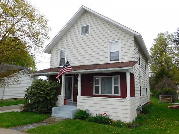 2nd image of 37 Delphine St