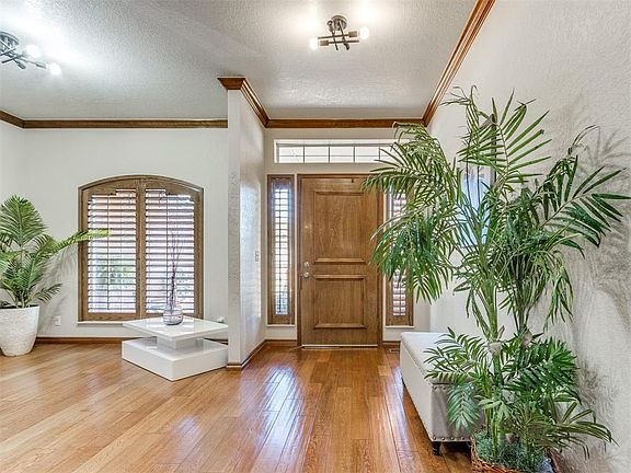 3rd image of 13513 Fox Creek Dr
