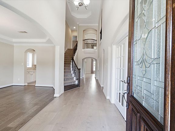 2nd image of 5510 Oban Terrace Ln