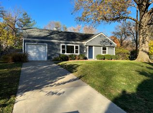 2700 W 78th St, Prairie Village, KS 66208