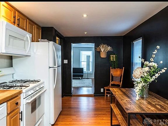 4th image of 31 McClure St