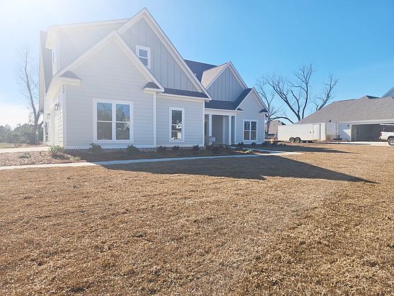 4th image of 208 Thistledown Dr
