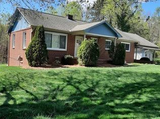 136 Morgan Rd, Winston Salem, NC 27105