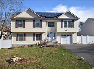 83 Horseblock Rd, Centereach, NY 11720