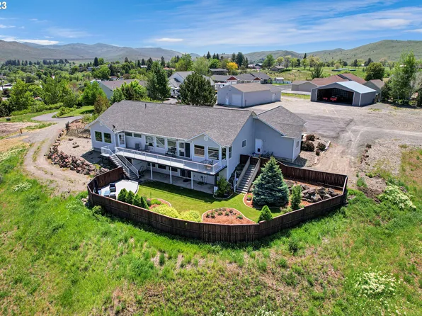 3120 Highland Dr, Baker City, OR 97814