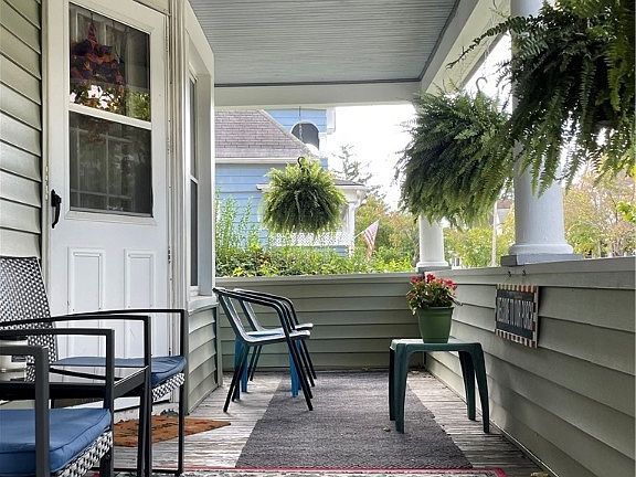 2nd image of 1459-1461 Olivewood Ave