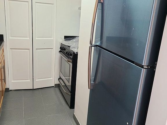 4th image of 327 Saint Nicholas Ave #2B