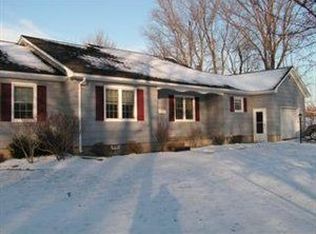 8 Bryant Pl, Fredonia, NY