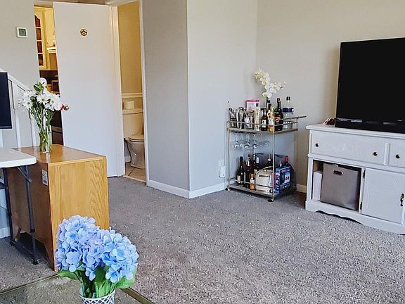 Half bath off of living room