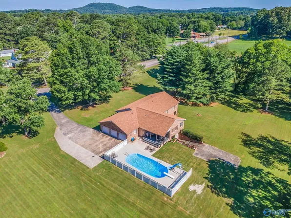 1495 Jeff Rd NW, Huntsville, AL 35806